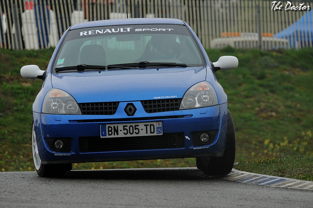 clio rs n°94 01